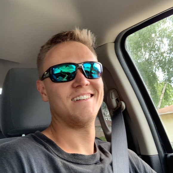 Meet your Posher, Sam - Picture 1 of 1